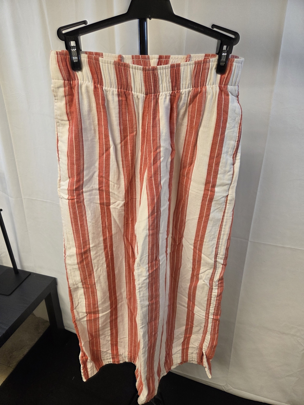 Old Navy Cream and Red Striped Wide-Leg Pants